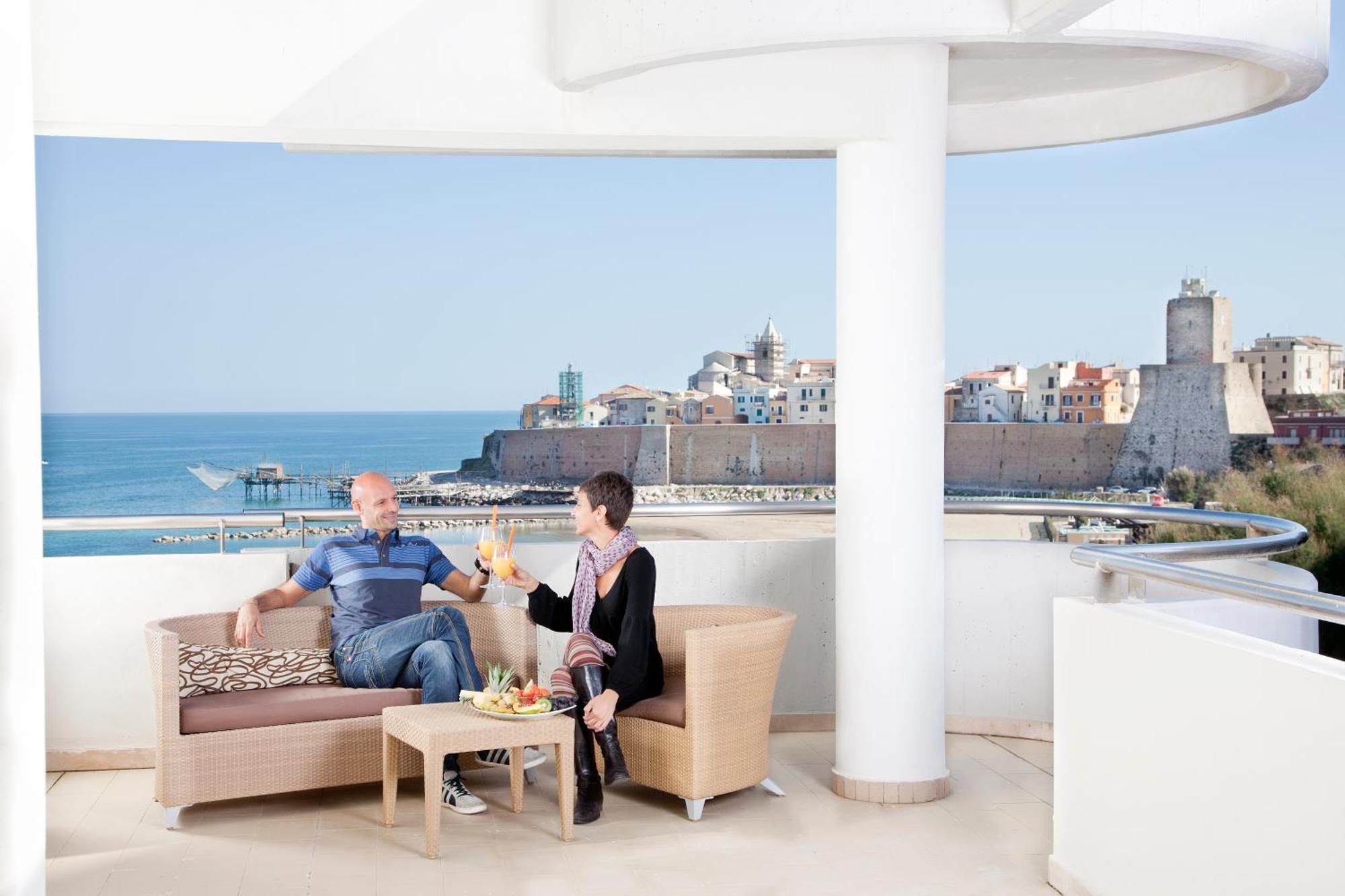 Hotel Mistral Termoli Eksteriør billede